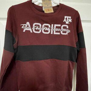 Brand New with Tags Texas A&M Aggies Sweatshirt, Small.